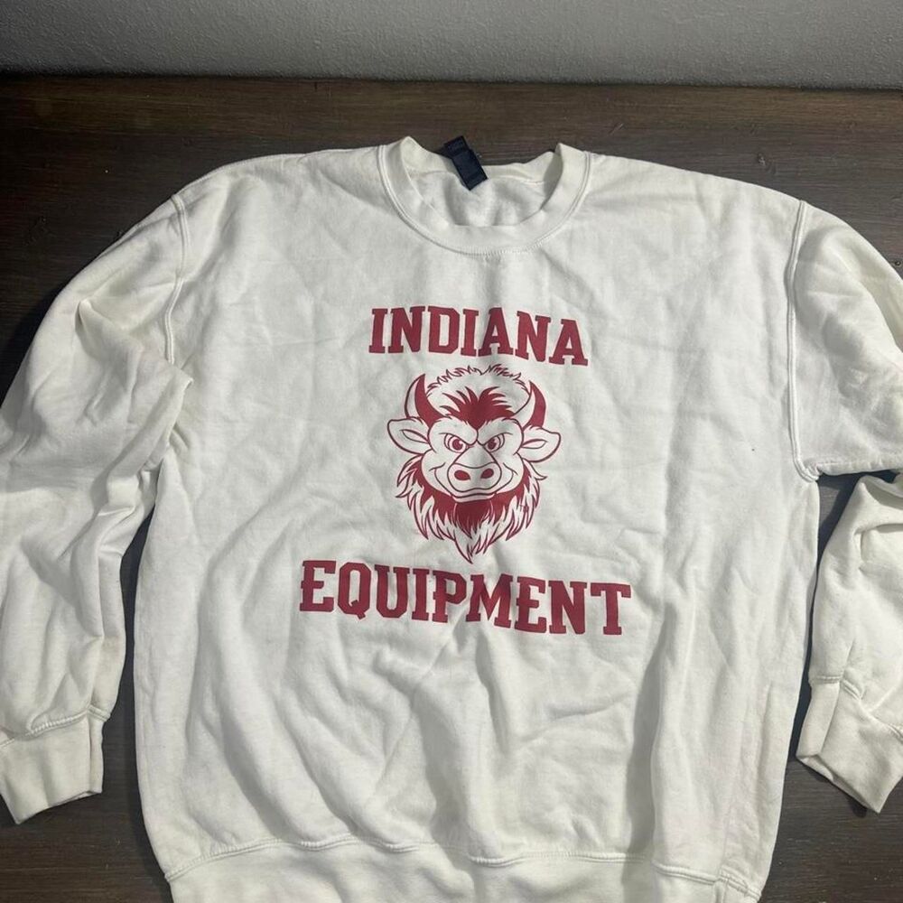 Gildan Men's White Sweatshirt